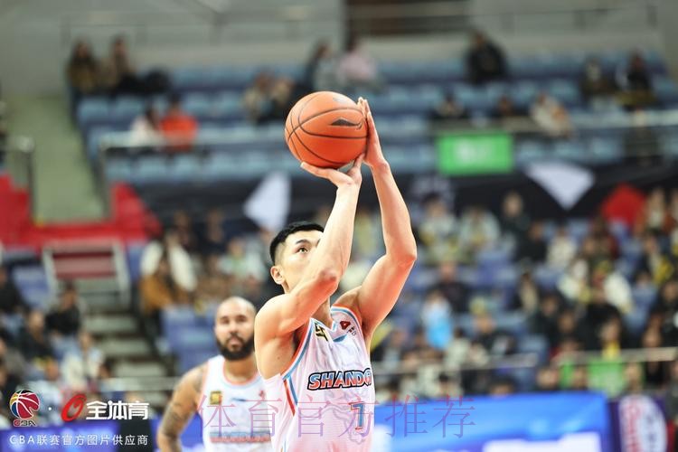 山东高速客场取胜 山东高速客场取胜